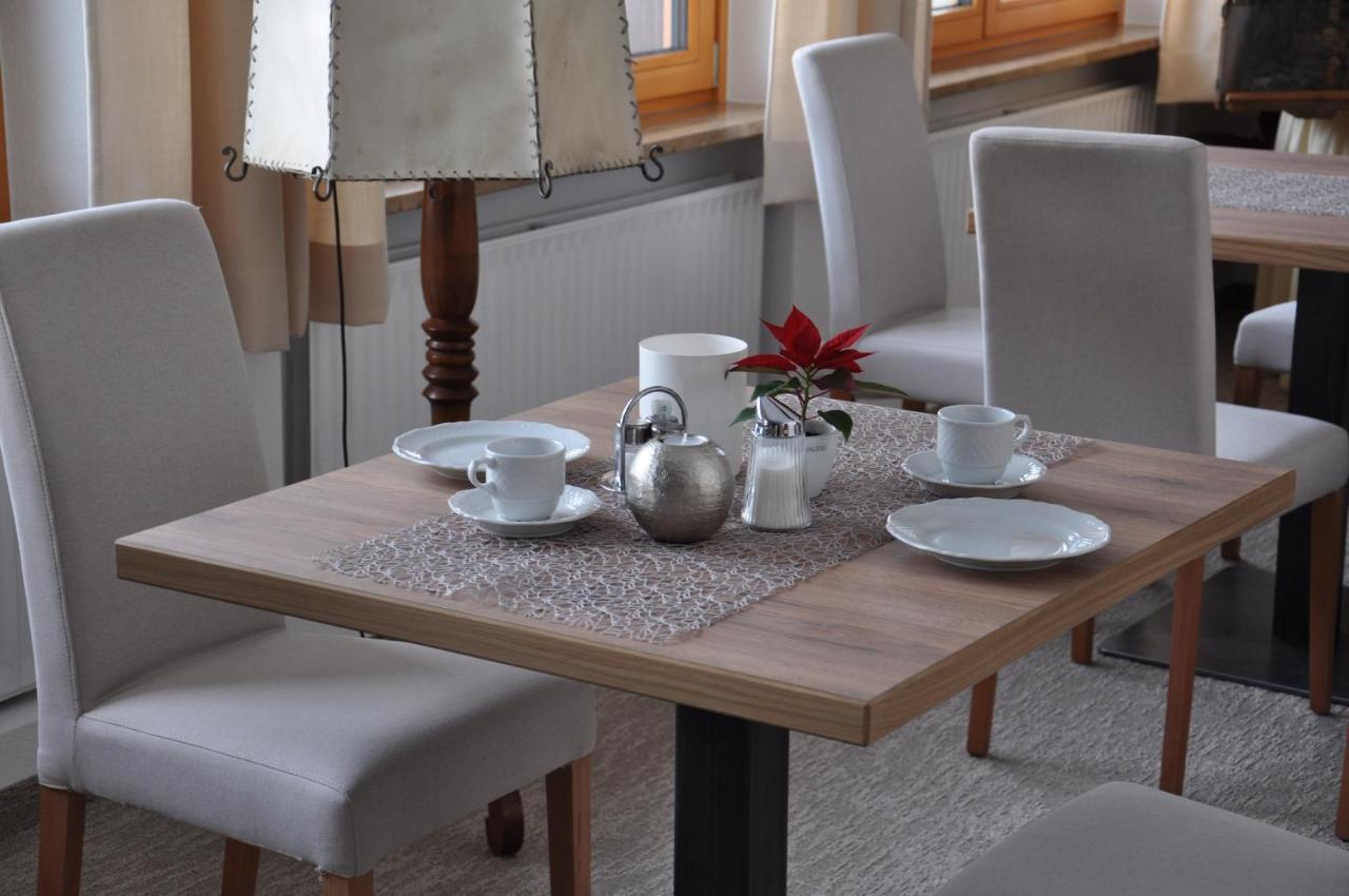 Cafe Pension Erbhof Kartitsch Bagian luar foto